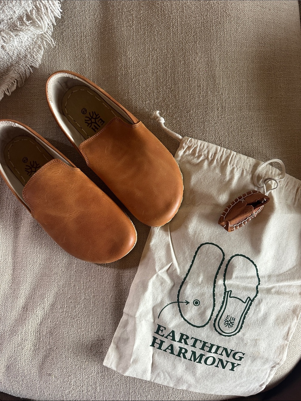 Earthing Harmony Women's Slip-On Leather Mules in Tan